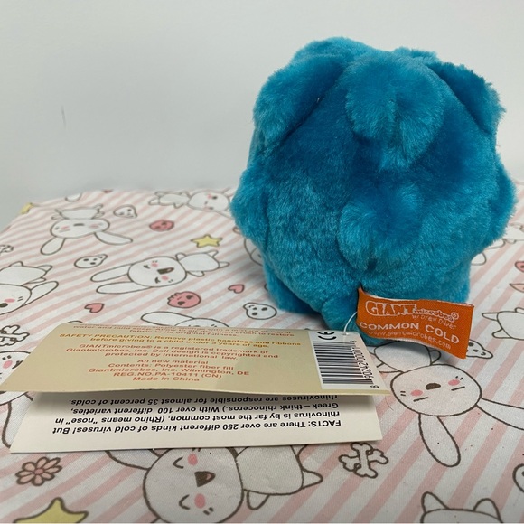 Common Cold Giant Microbes Drew Oliver Plush Toy With Tag - Picture 4 of 8